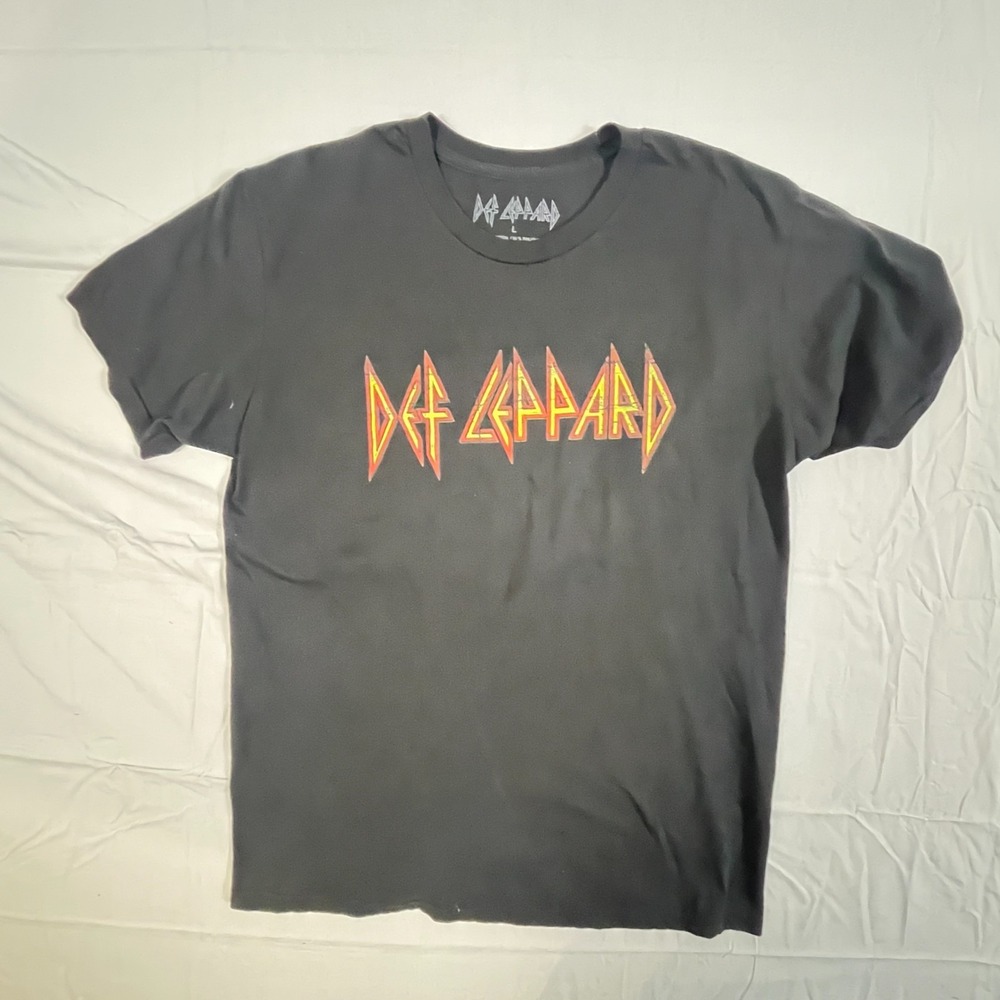 Def Leppard T‎ Shirt Mens Large Black Cotton Spellout Graphic Print Crew Neck